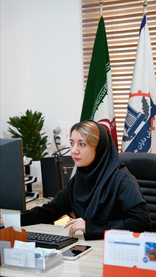 خانم سارا بیژنی| کارشناس کسب و کار و بازرگانی
