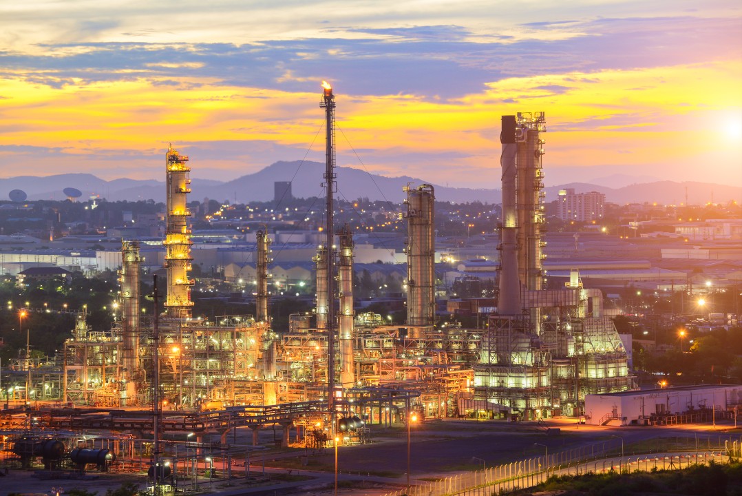 بررسی فرصت‌های سرمایه‌گذاری در بخش حمل و نقل جاده‌ای در ایران و جهان